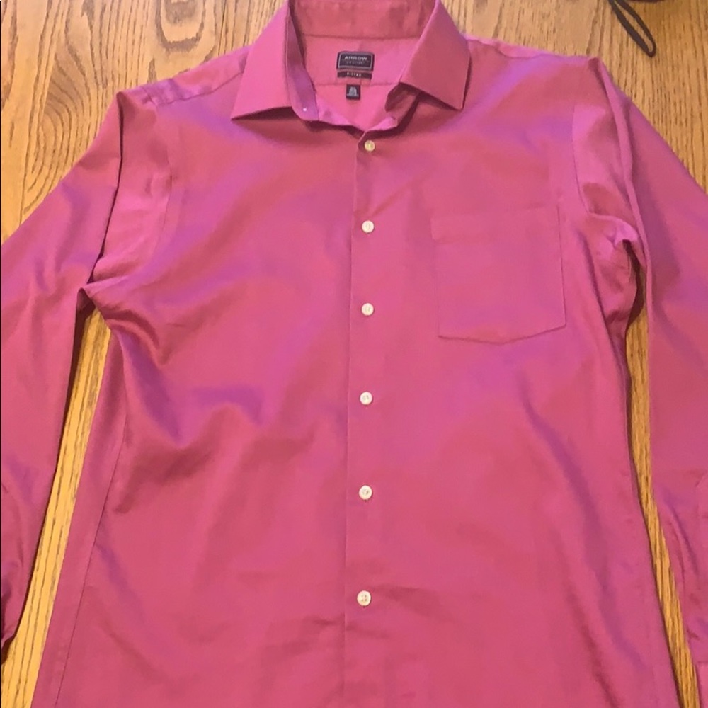 Long sleeved collard shirt